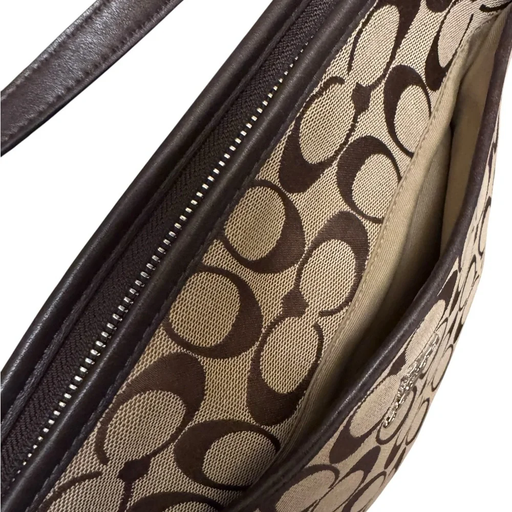 Coach Signature Canvas File Crossbody w Dust Bag - Picture 11 of 16